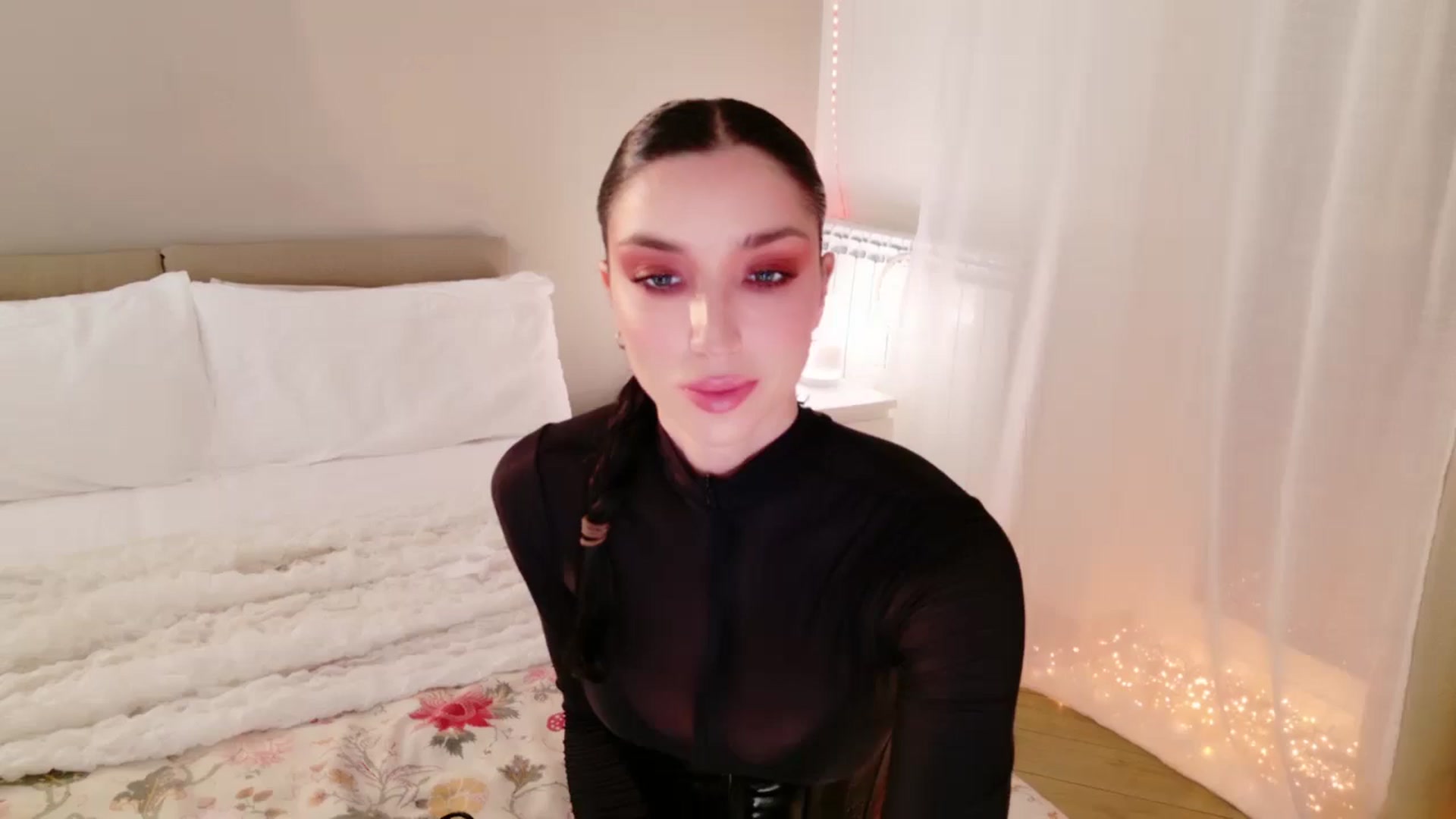 Gallery image thumbnail from LolaNiceAss1's myfreecams stream on, 01/31/2026, 20:01 image 1 of 20