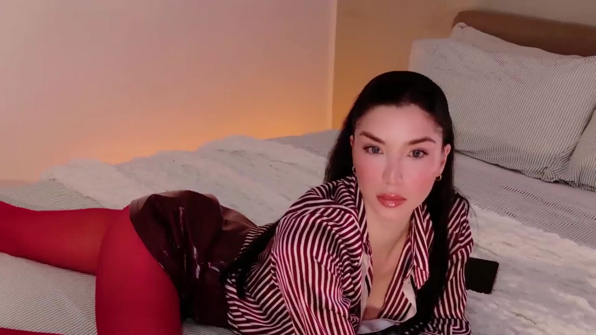 Gallery image thumbnail from LolaNiceAss1's myfreecams stream on, 02/22/2026, 18:30 image 5 of 20