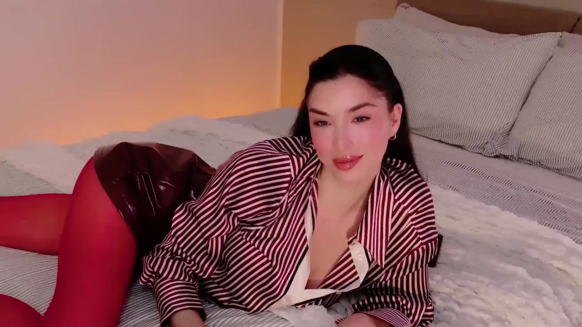Gallery image thumbnail from LolaNiceAss1's myfreecams stream on, 02/22/2026, 18:30 image 8 of 20