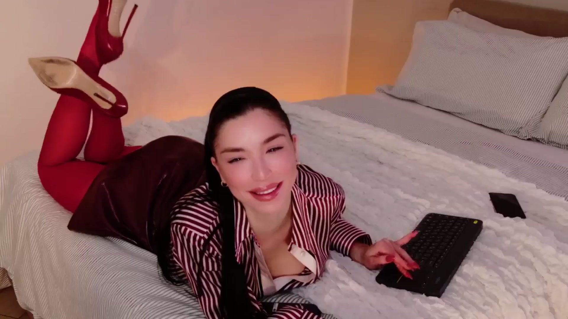 Gallery image thumbnail from LolaNiceAss1's myfreecams stream on, 02/22/2026, 21:44 image 17 of 20