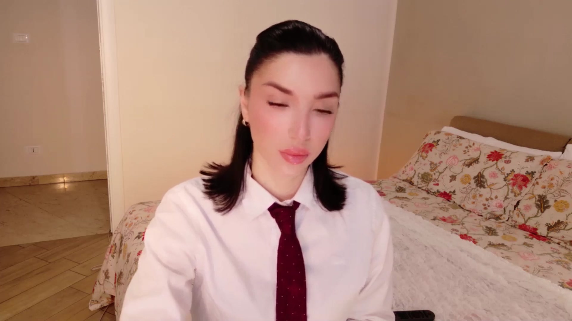 Gallery image thumbnail from LolaNiceAss1's myfreecams stream on, 03/07/2026, 19:44 image 9 of 20
