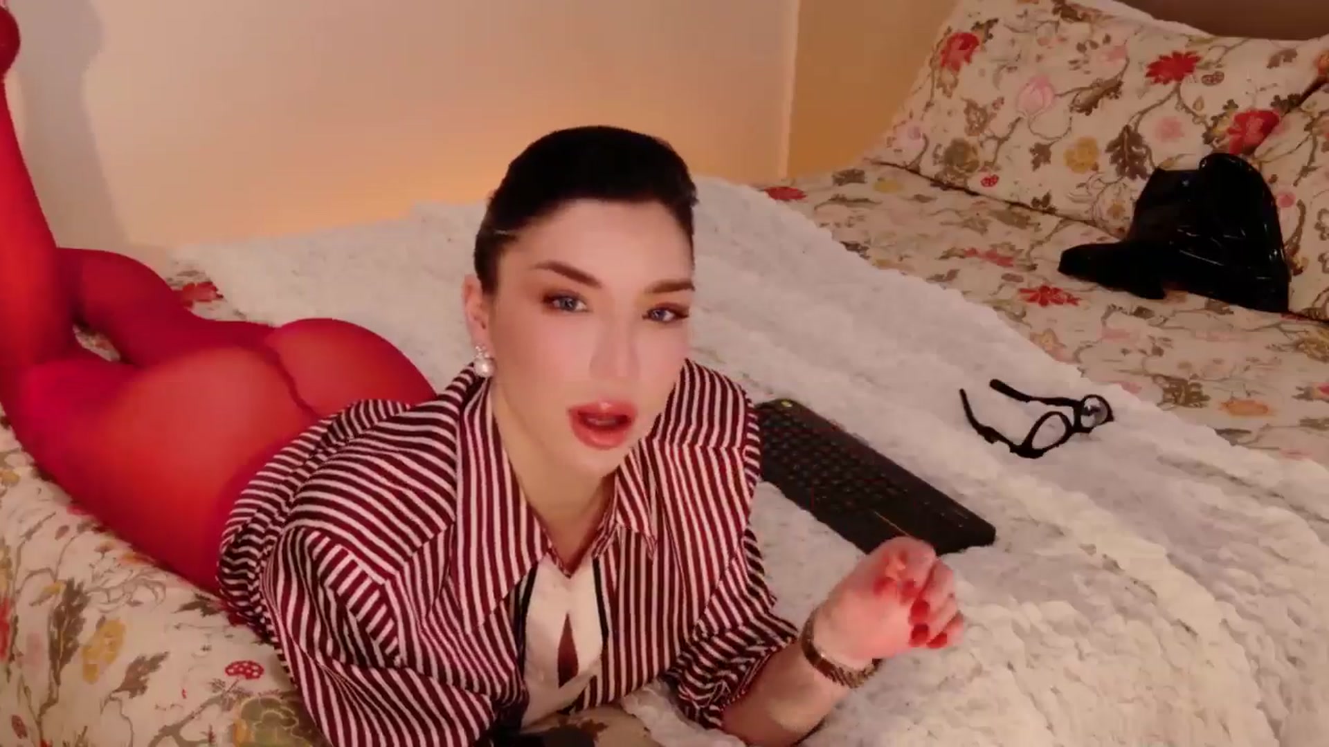 Gallery image thumbnail from LolaNiceAss1's myfreecams stream on, 03/08/2026, 19:57 image 18 of 20
