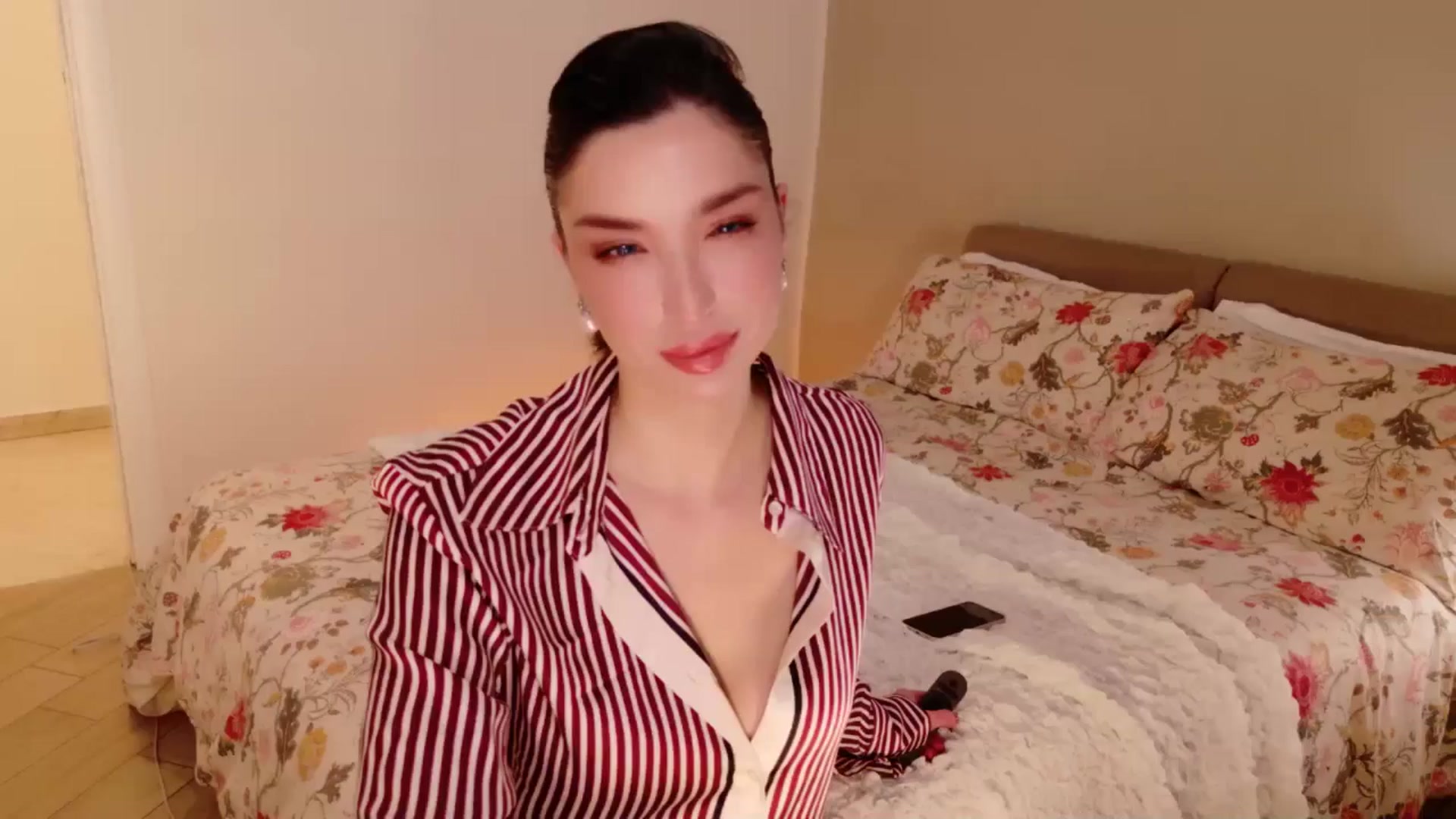 Gallery image thumbnail from LolaNiceAss1's myfreecams stream on, 03/08/2026, 19:57 image 11 of 20