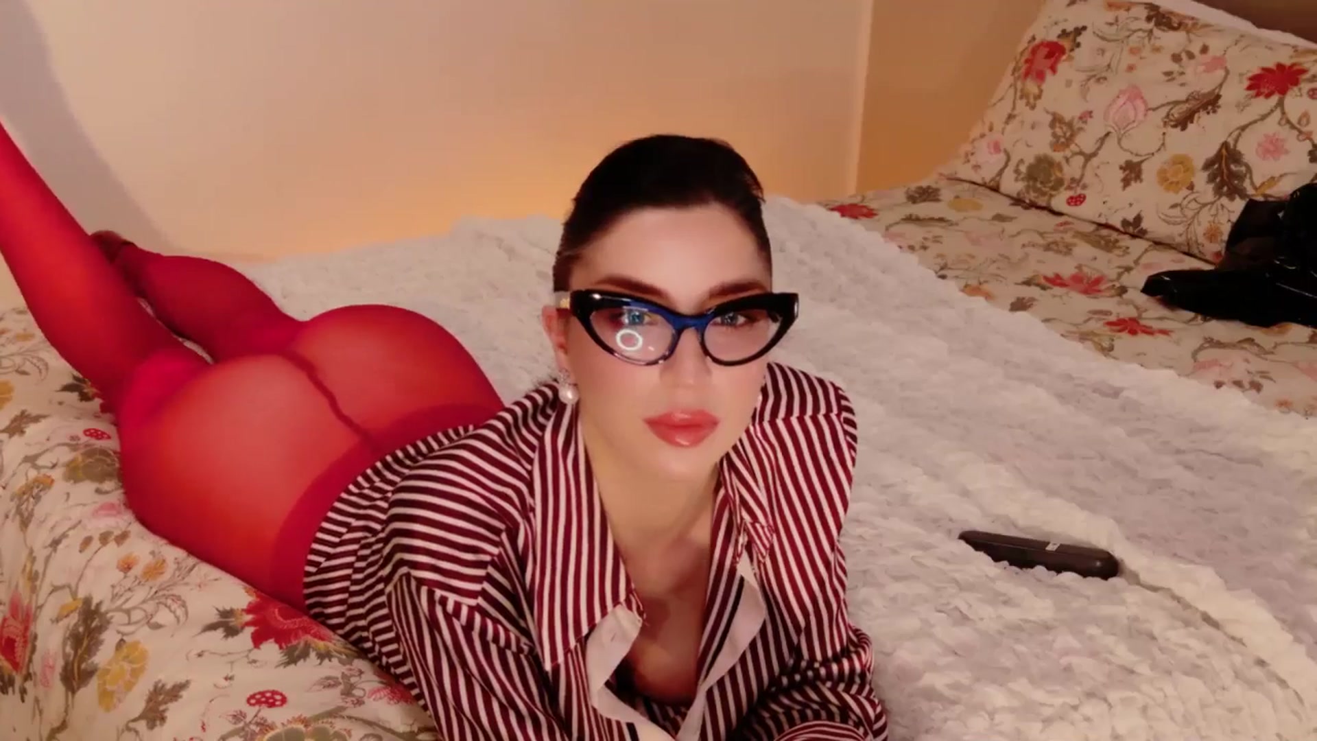 Gallery image thumbnail from LolaNiceAss1's myfreecams stream on, 03/08/2026, 20:18 image 15 of 20