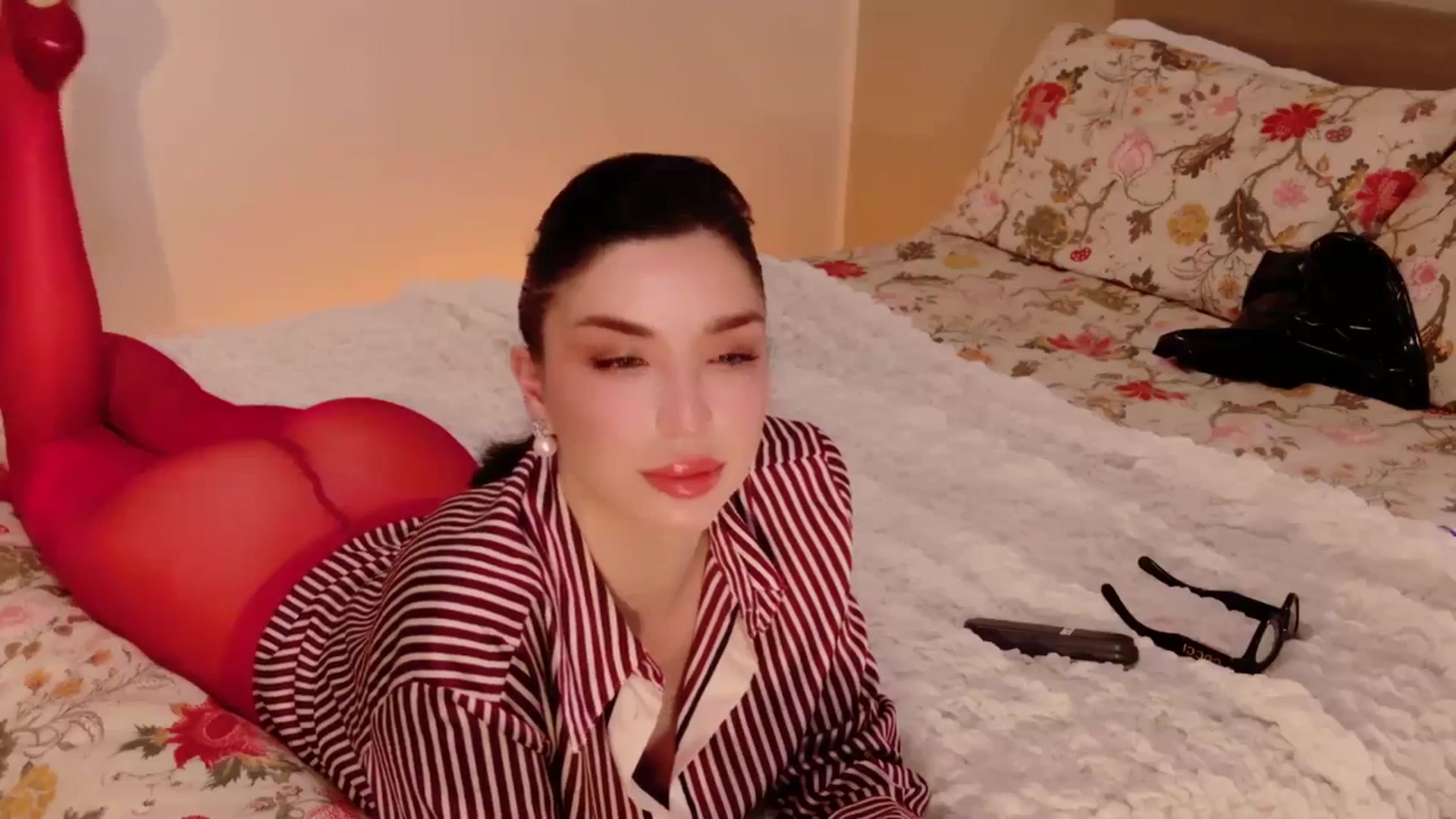 Gallery image thumbnail from LolaNiceAss1's myfreecams stream on, 03/08/2026, 20:18 image 8 of 20