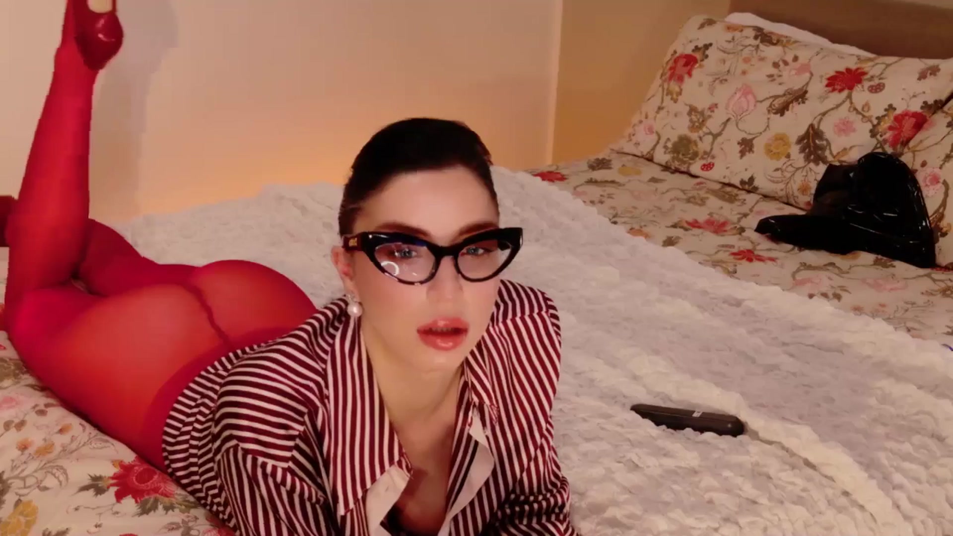 Gallery image thumbnail from LolaNiceAss1's myfreecams stream on, 03/08/2026, 20:18 image 11 of 20