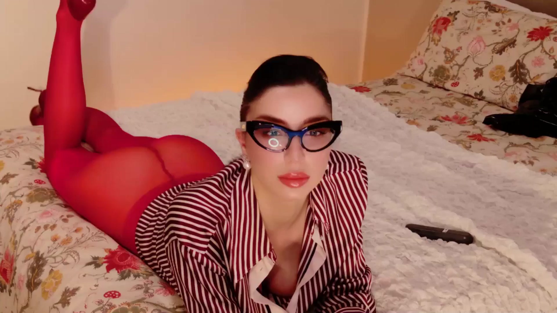 Gallery image thumbnail from LolaNiceAss1's myfreecams stream on, 03/08/2026, 20:18 image 12 of 20