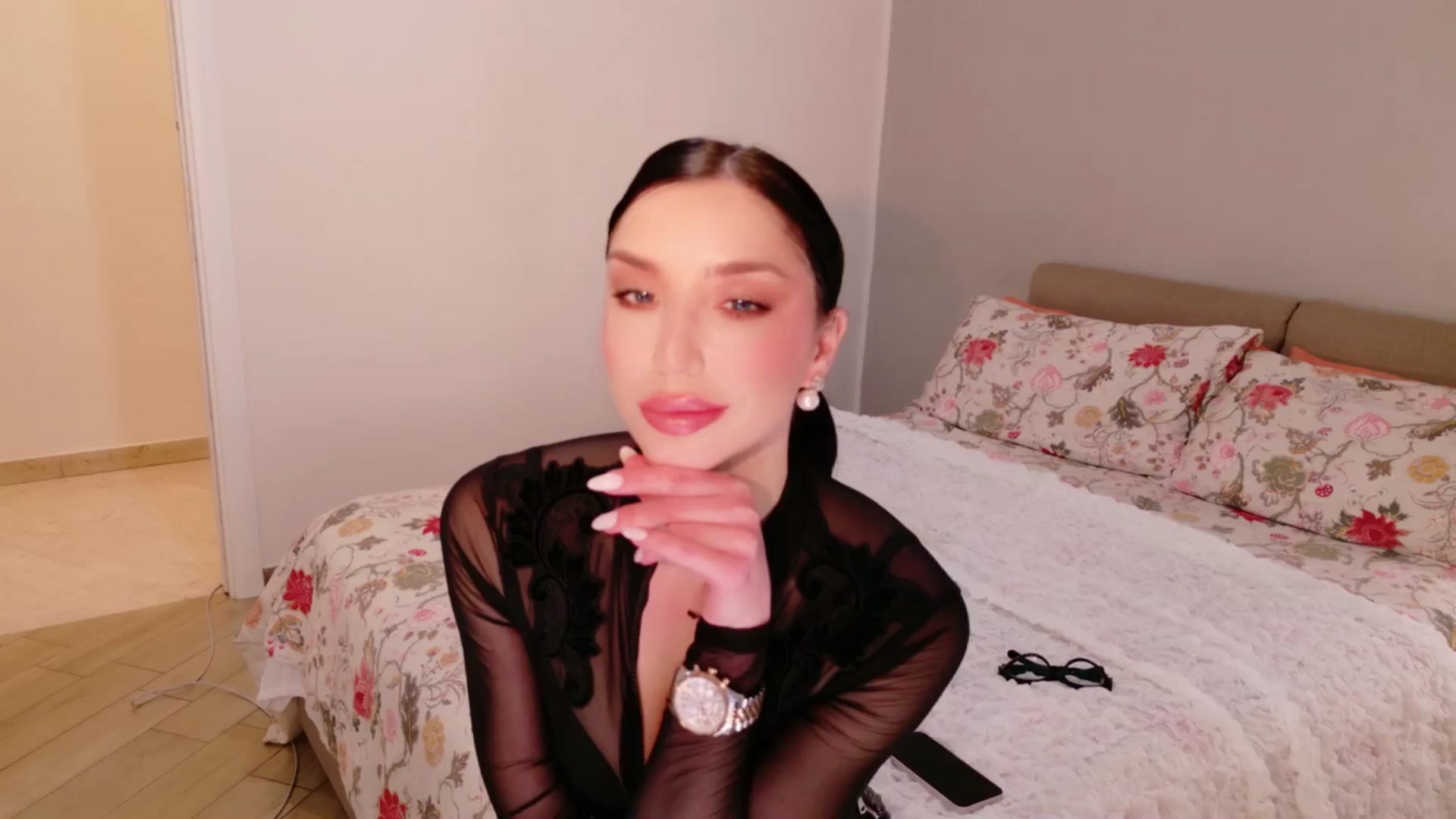 Gallery image thumbnail from LolaNiceAss1's myfreecams stream on, 03/21/2026, 20:27 image 4 of 20