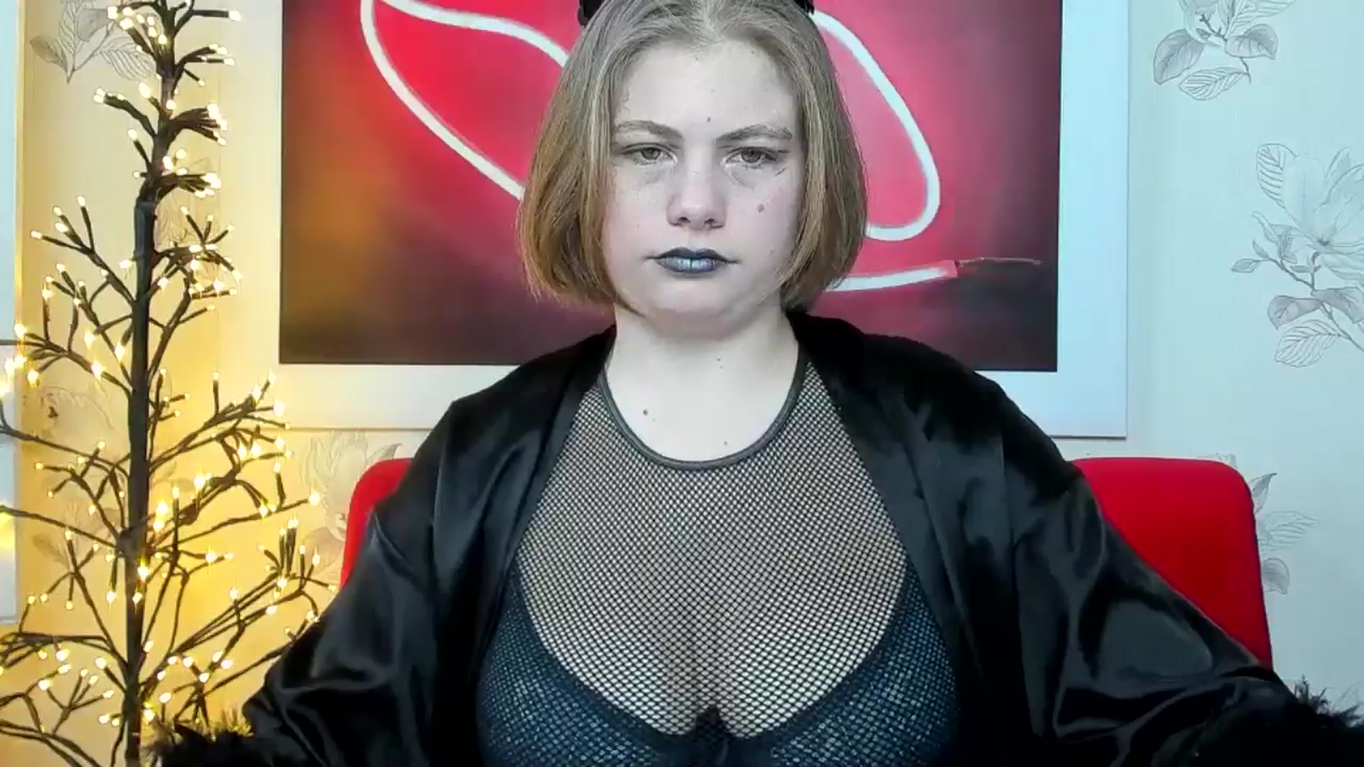 Gallery image thumbnail from LolaSpark's myfreecams stream on, 12/28/2024, 12:00 image 14 of 20