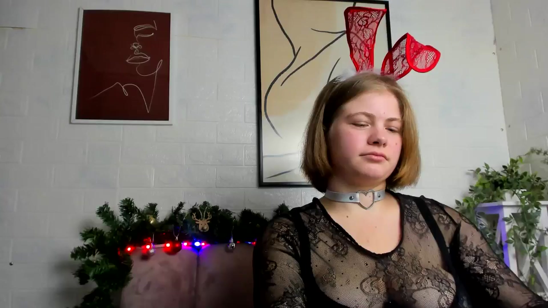 Gallery image thumbnail from LolaSpark's myfreecams stream on, 12/30/2024, 12:51 image 19 of 20