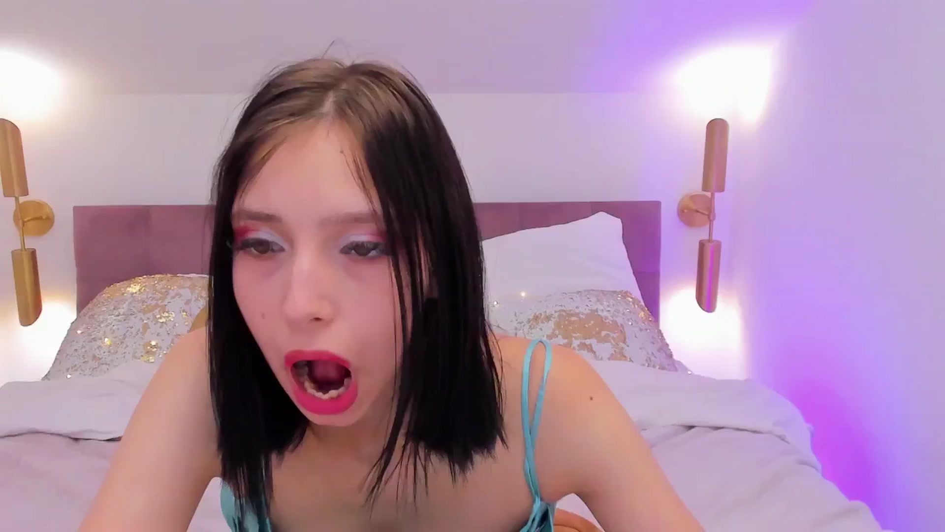 Gallery image thumbnail from LolaStripp's myfreecams stream on, 06/30/2024, 11:48 image 10 of 20