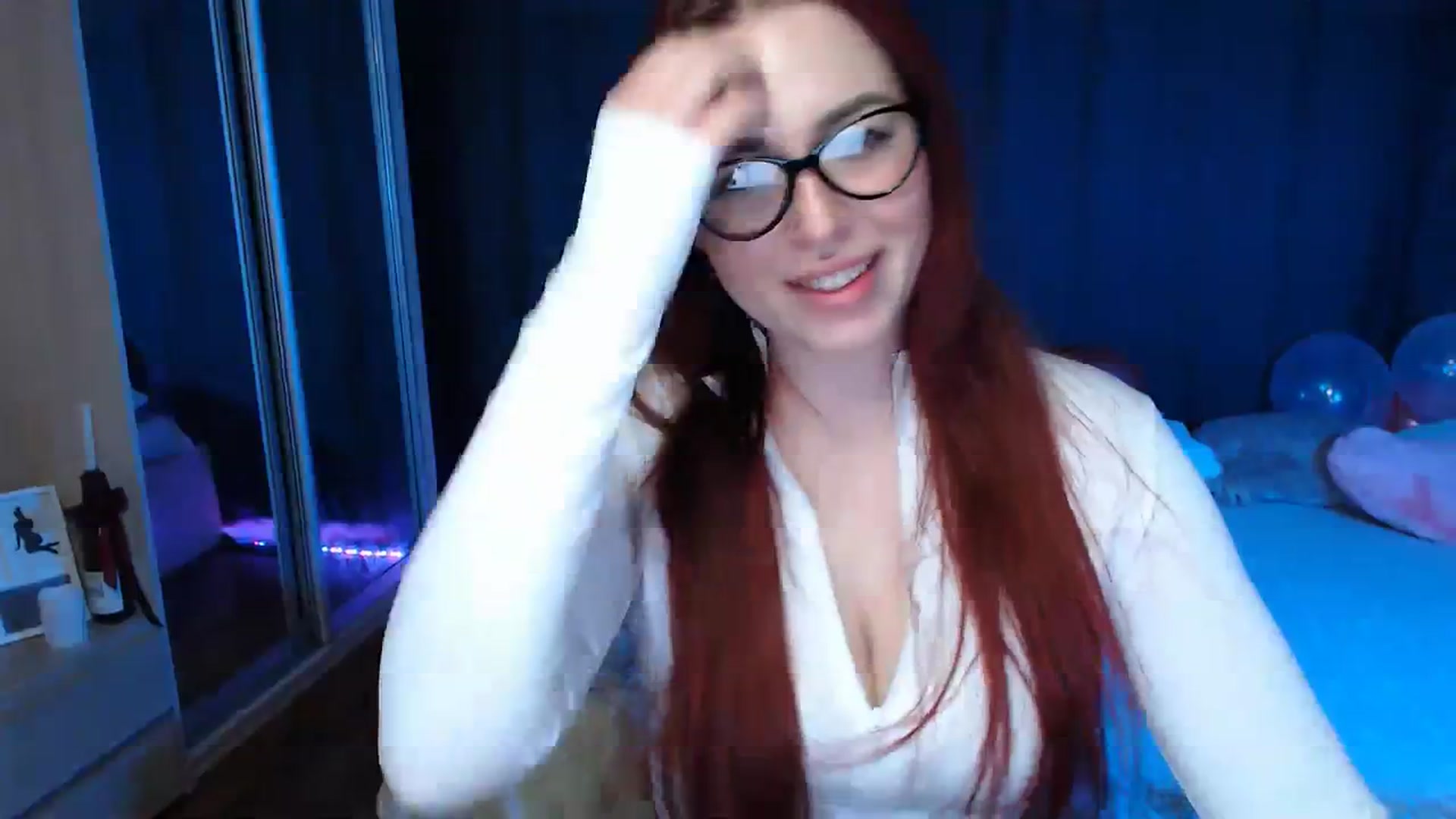 Gallery image thumbnail from Lola_69's myfreecams stream on, 02/20/2024, 11:13 image 16 of 20
