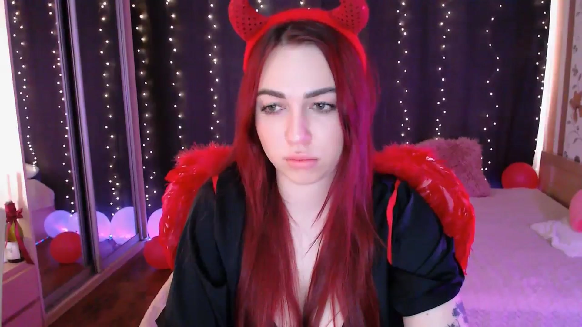 Gallery image thumbnail from Lola_69's myfreecams stream on, 03/04/2024, 10:50 image 2 of 20