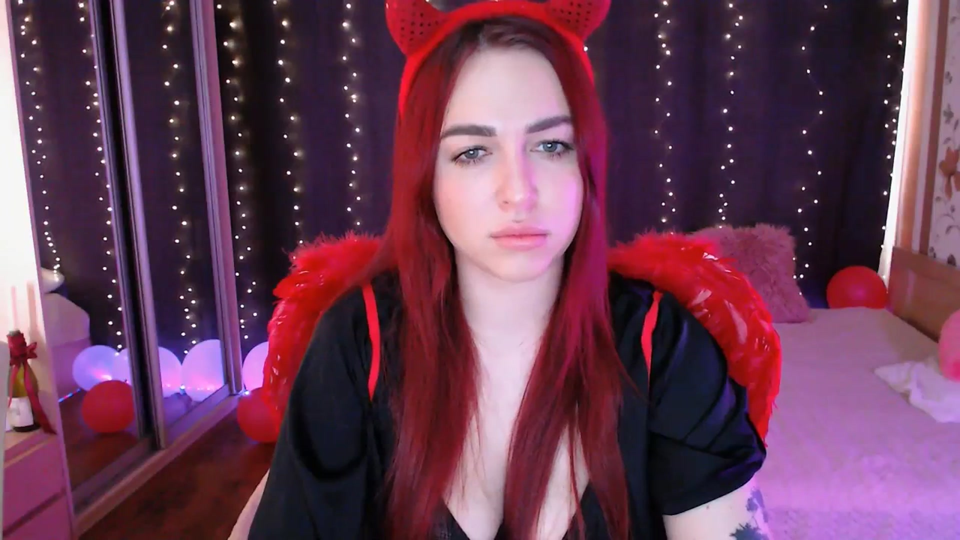 Gallery image thumbnail from Lola_69's myfreecams stream on, 03/04/2024, 10:50 image 15 of 20