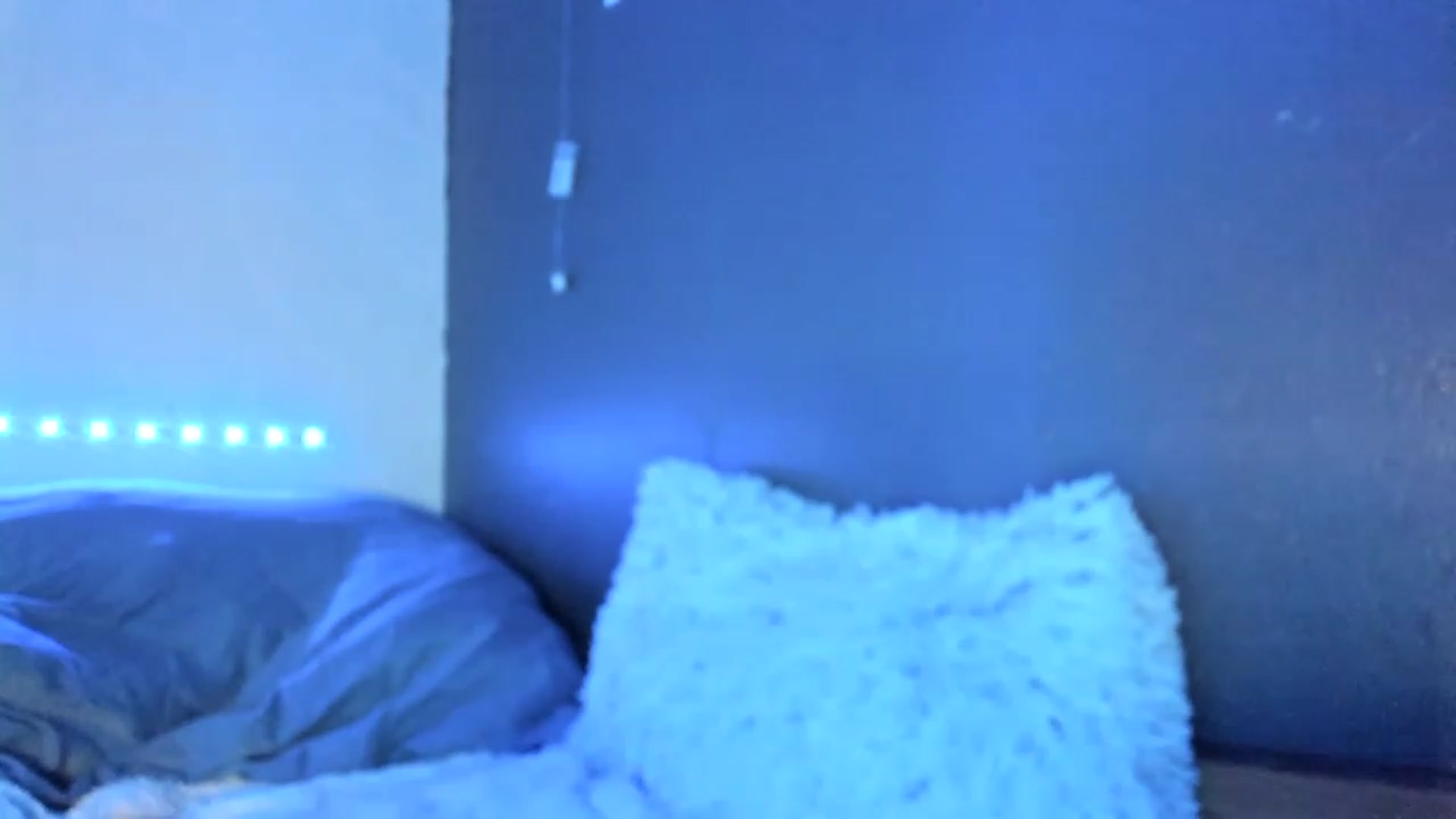 Gallery image thumbnail from Lola_kek's myfreecams stream on, 02/28/2023, 11:25 image 18 of 20