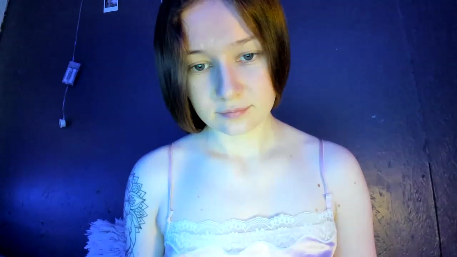 Gallery image thumbnail from Lola_kek's myfreecams stream on, 02/28/2023, 12:02 image 17 of 20