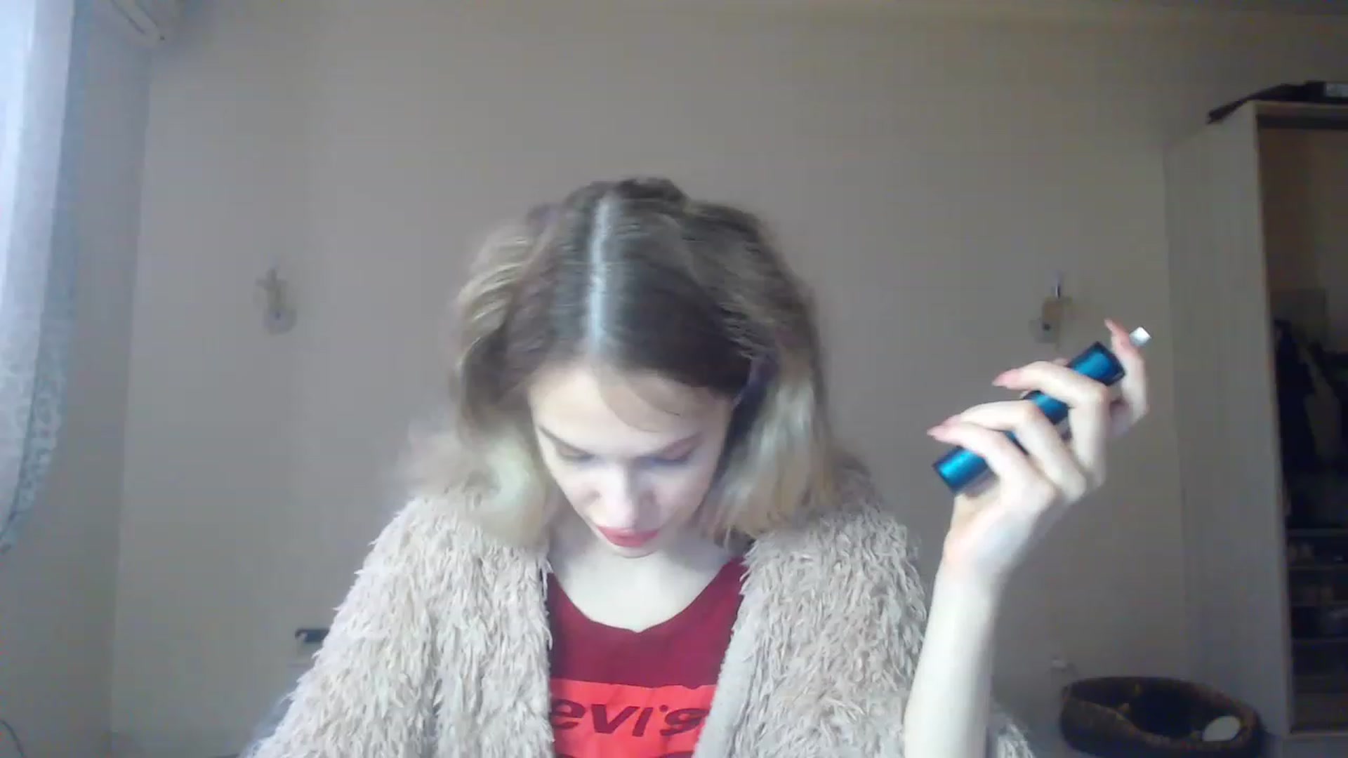 Gallery image thumbnail from Lola_vi's myfreecams stream on, 12/02/2022, 11:52 image 2 of 20