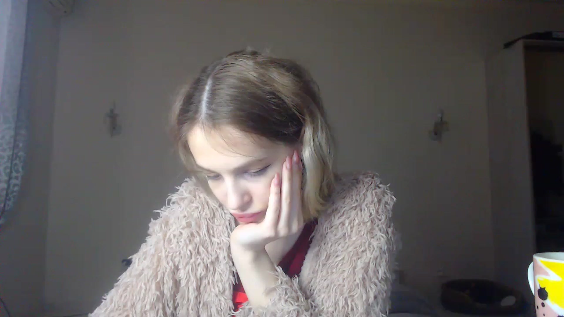 Gallery image thumbnail from Lola_vi's myfreecams stream on, 12/02/2022, 12:57 image 12 of 20