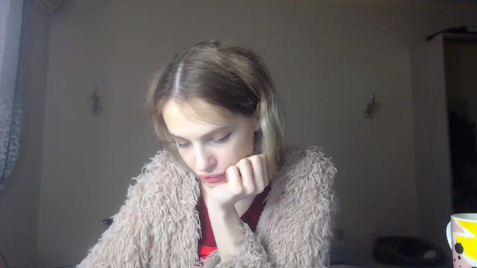 Gallery image thumbnail from Lola_vi's myfreecams stream on, 12/02/2022, 12:57 image 10 of 20