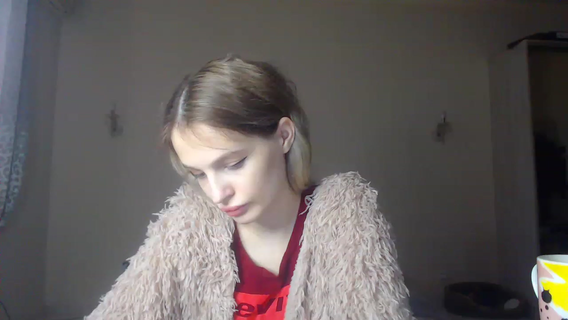 Gallery image thumbnail from Lola_vi's myfreecams stream on, 12/02/2022, 12:57 image 14 of 20