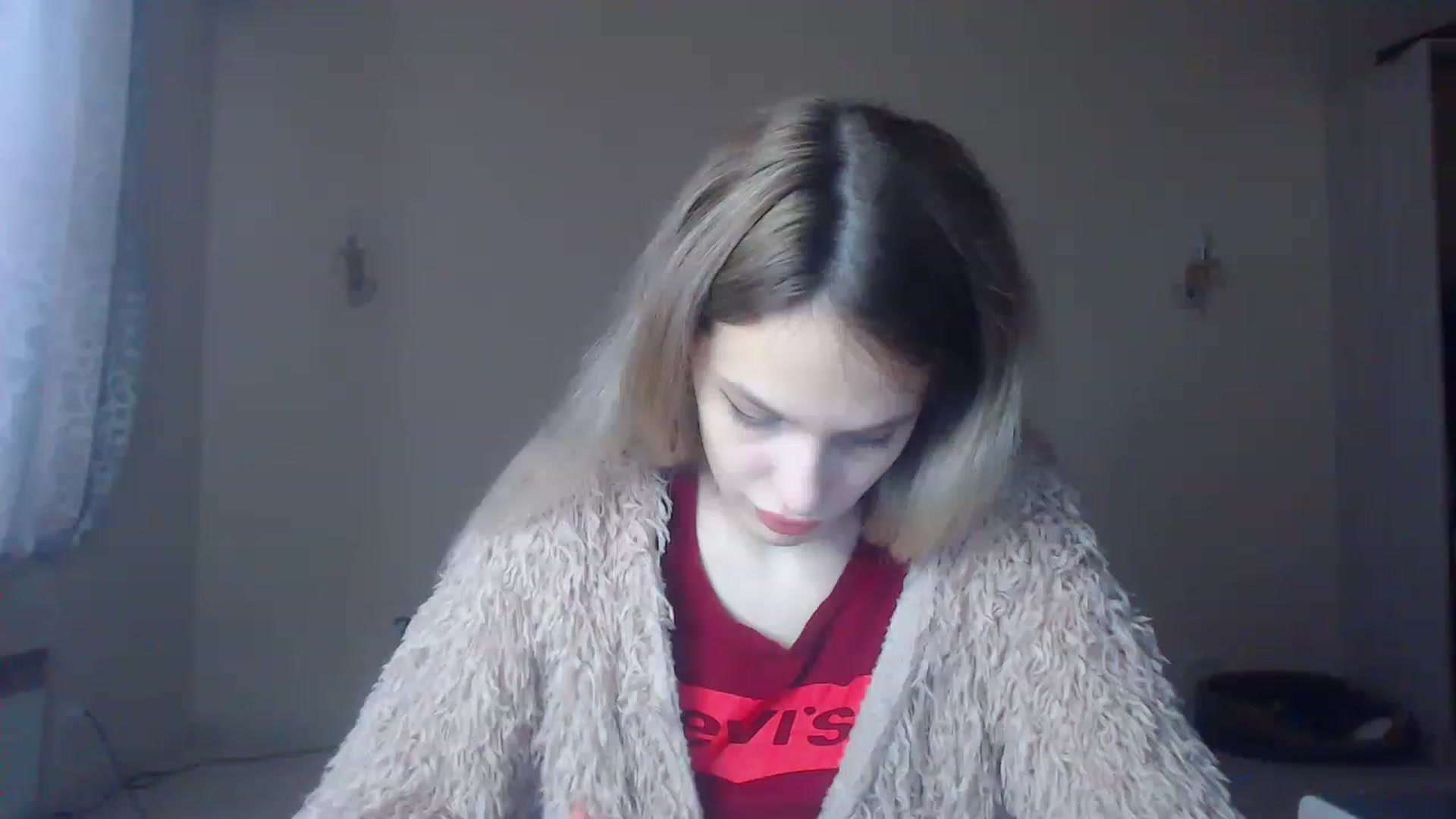 Gallery image thumbnail from Lola_vi's myfreecams stream on, 12/03/2022, 11:47 image 17 of 20