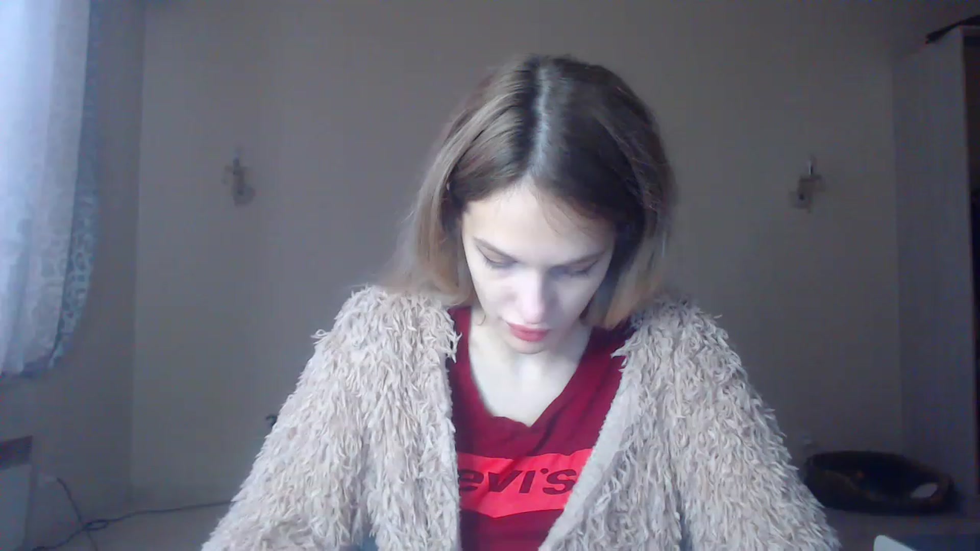 Gallery image thumbnail from Lola_vi's myfreecams stream on, 12/03/2022, 11:47 image 11 of 20