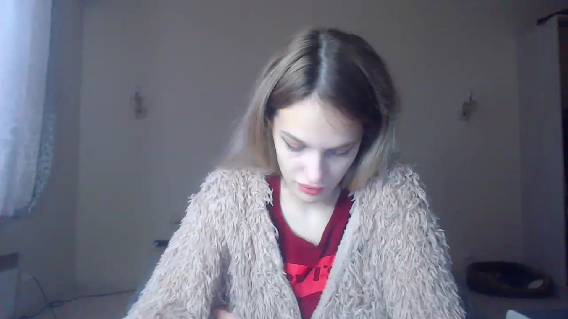 Gallery image thumbnail from Lola_vi's myfreecams stream on, 12/03/2022, 11:47 image 12 of 20