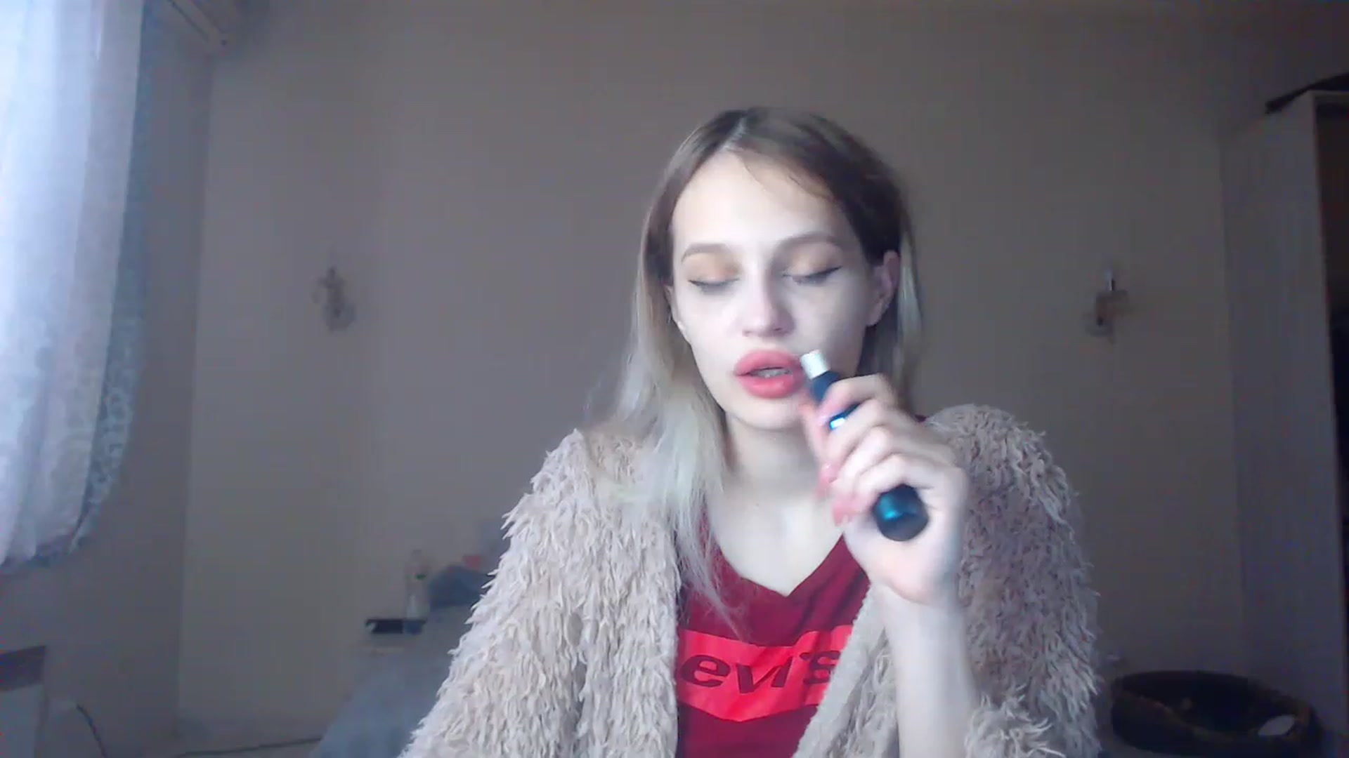 Gallery image thumbnail from Lola_vi's myfreecams stream on, 12/03/2022, 11:47 image 6 of 20