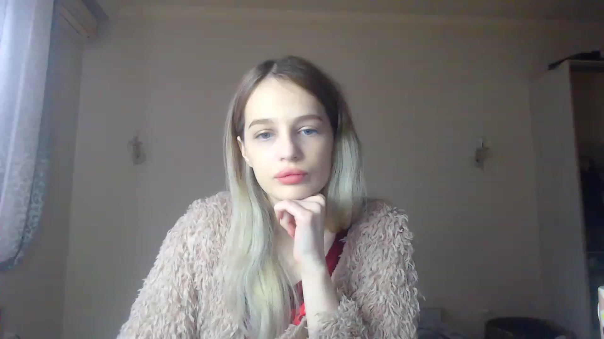 Gallery image thumbnail from Lola_vi's myfreecams stream on, 12/04/2022, 11:49 image 3 of 20