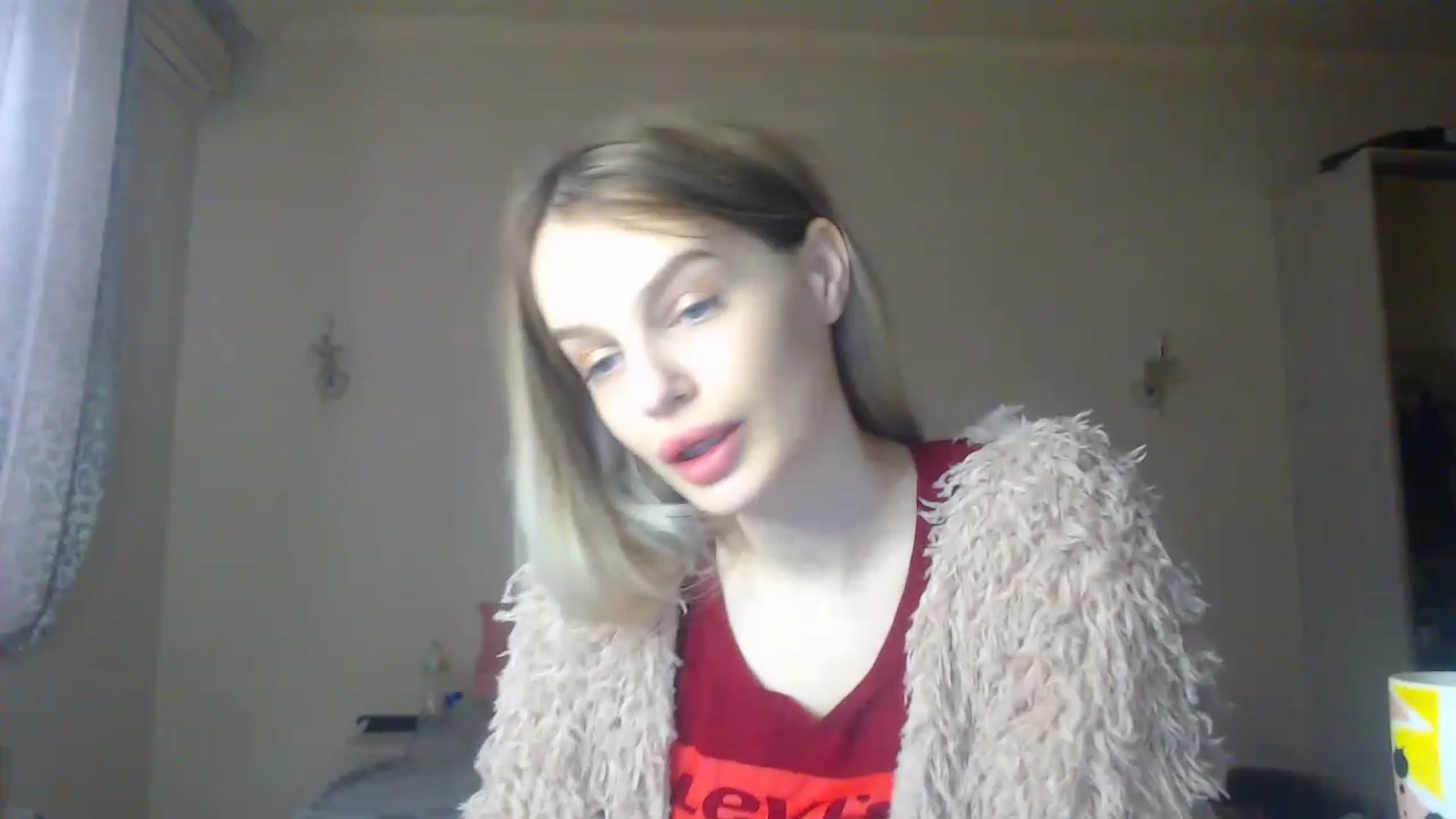 Gallery image thumbnail from Lola_vi's myfreecams stream on, 12/04/2022, 12:47 image 7 of 20