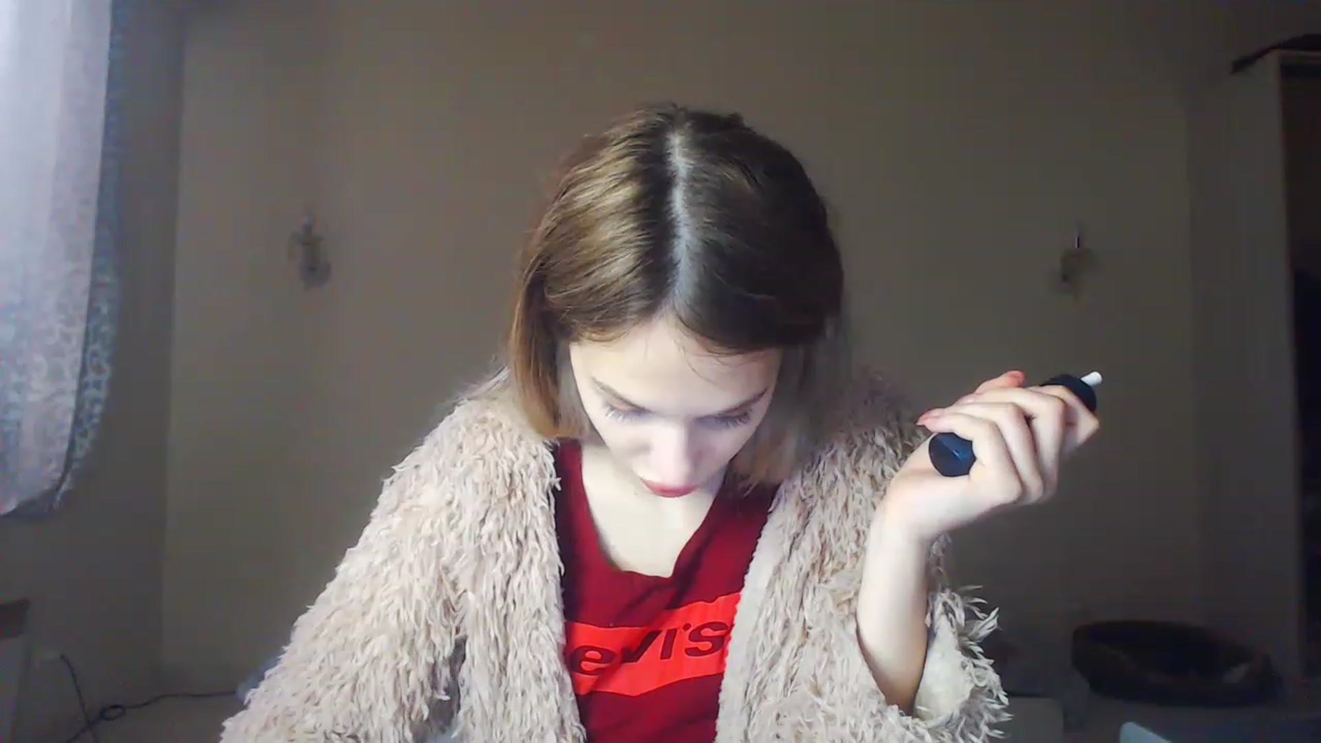 Gallery image thumbnail from Lola_vi's myfreecams stream on, 12/05/2022, 11:36 image 18 of 20