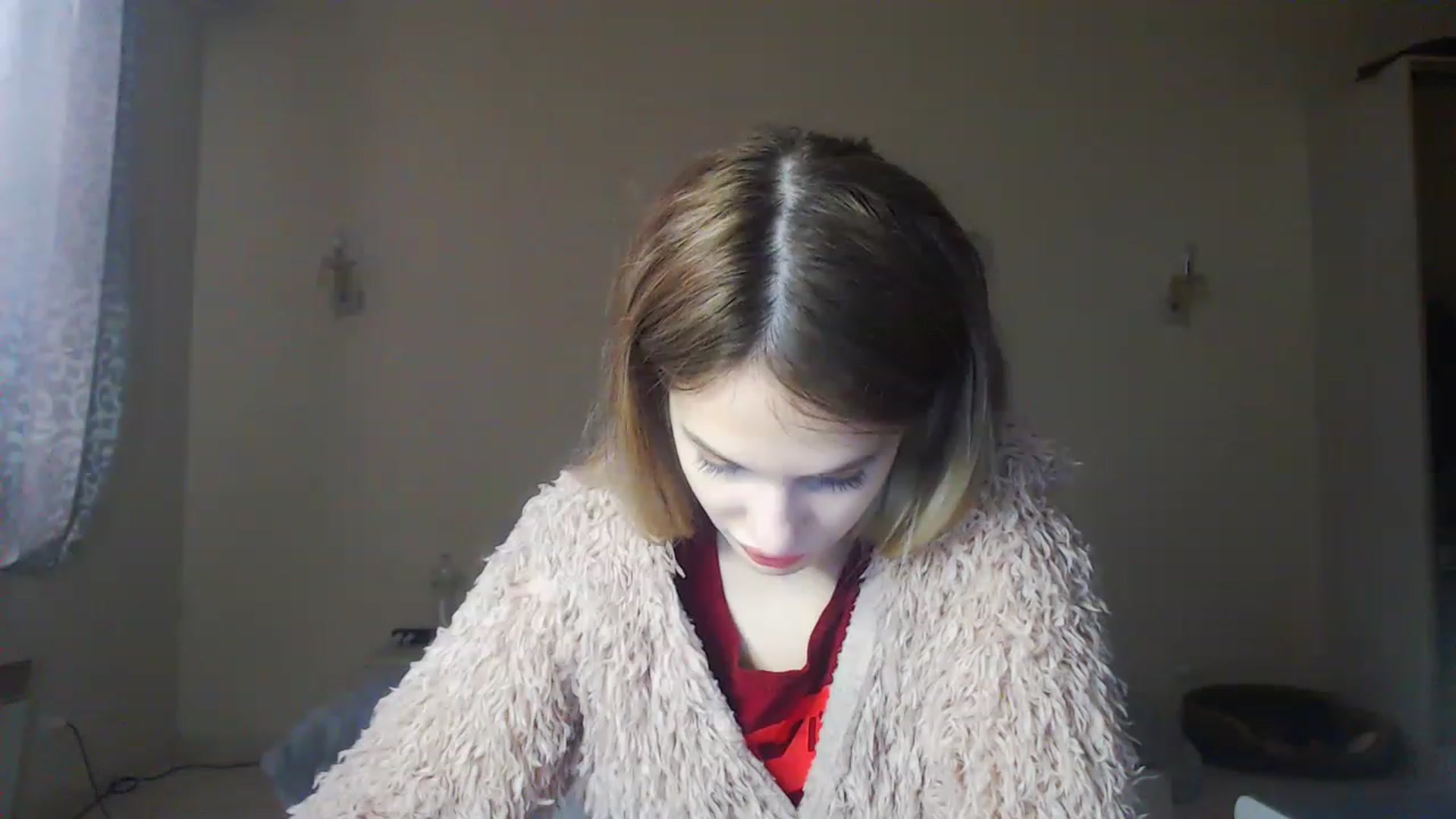 Gallery image thumbnail from Lola_vi's myfreecams stream on, 12/05/2022, 12:23 image 6 of 20