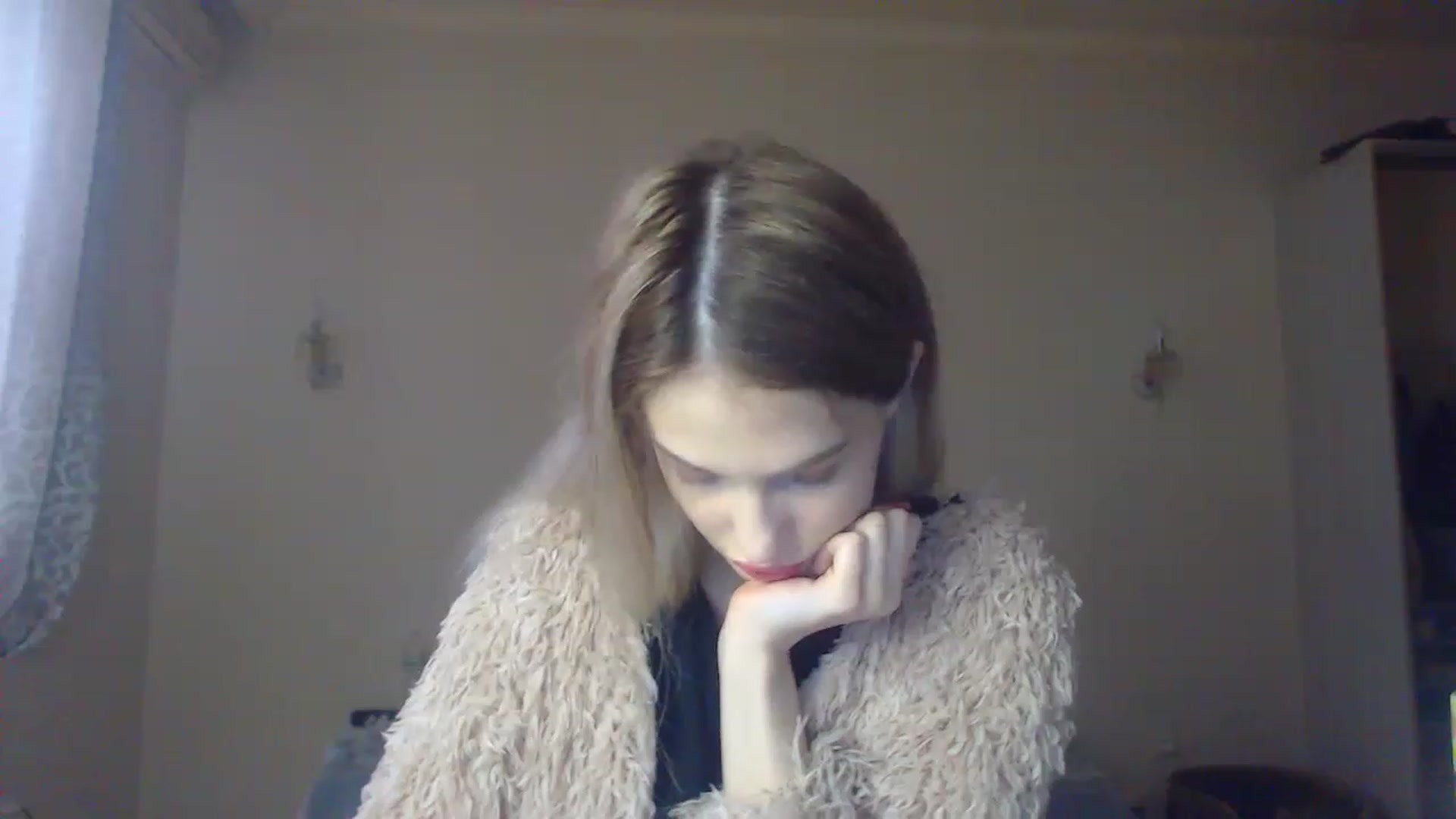 Gallery image thumbnail from Lola_vi's myfreecams stream on, 12/09/2022, 13:02 image 2 of 20