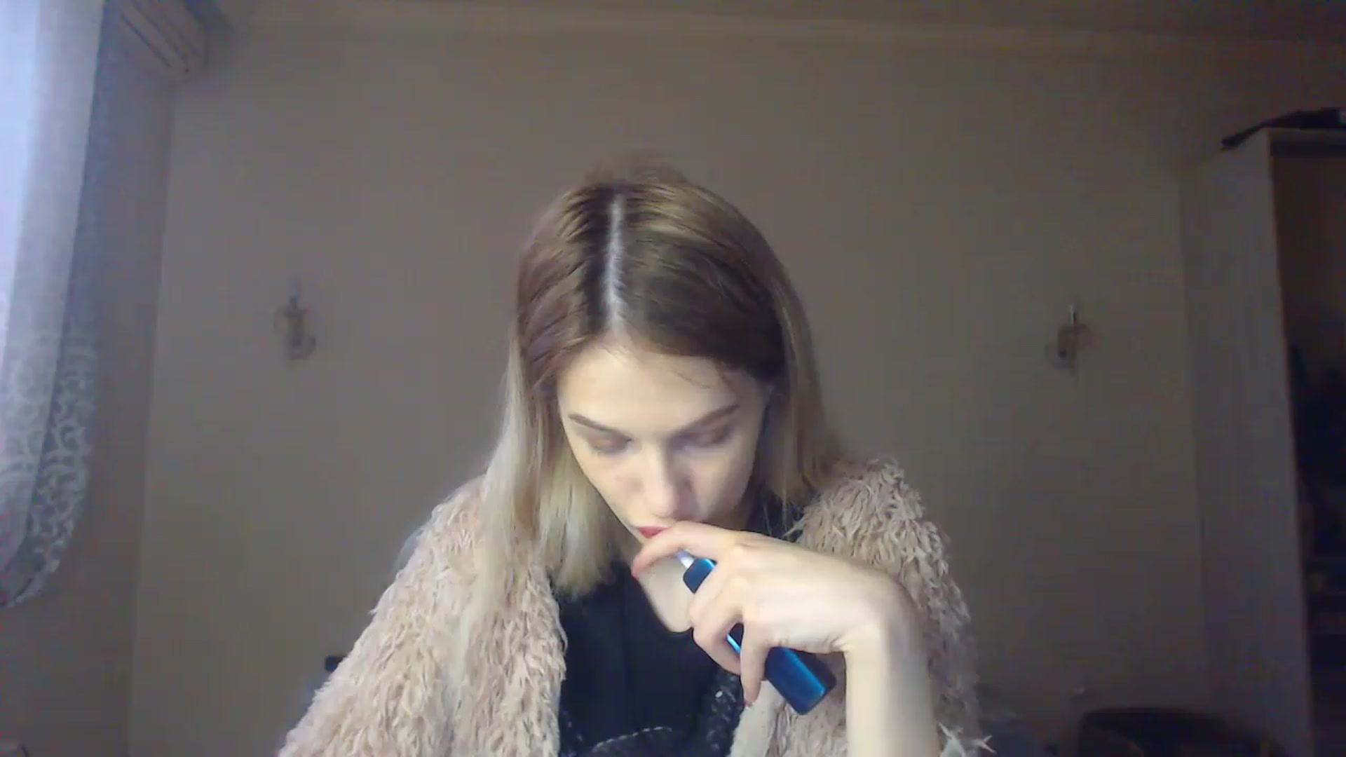 Gallery image thumbnail from Lola_vi's myfreecams stream on, 12/09/2022, 13:02 image 16 of 20