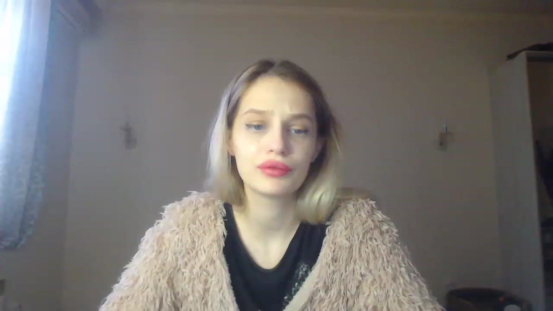 Gallery image thumbnail from Lola_vi's myfreecams stream on, 12/12/2022, 12:45 image 6 of 20