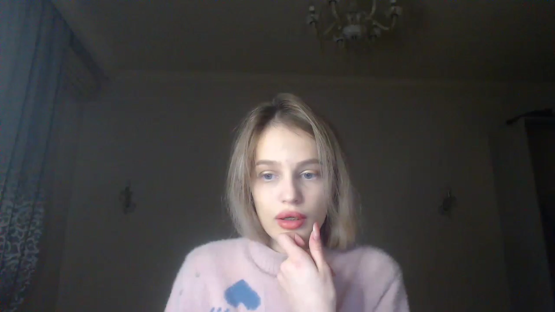 Gallery image thumbnail from Lola_vi's myfreecams stream on, 12/16/2022, 17:38 image 13 of 20