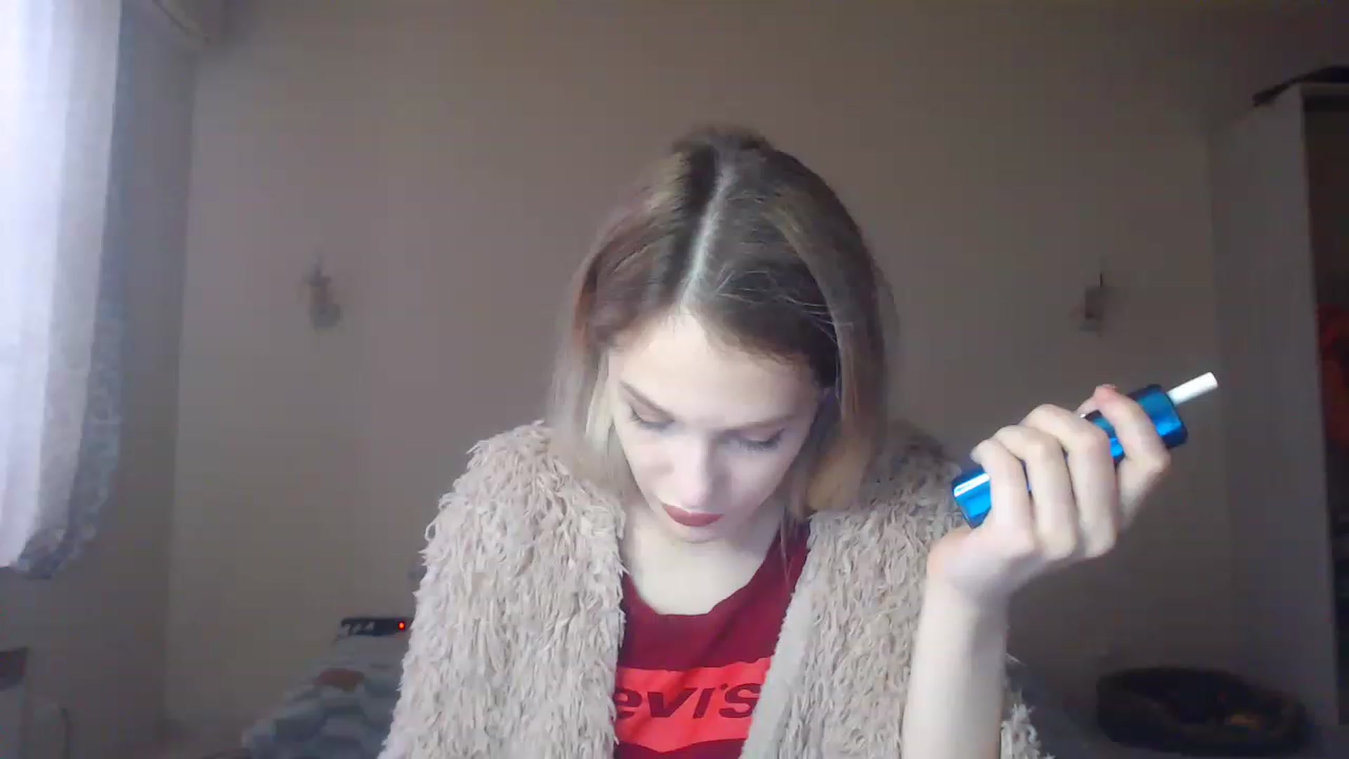 Gallery image thumbnail from Lola_vi's myfreecams stream on, 12/18/2022, 12:13 image 9 of 20