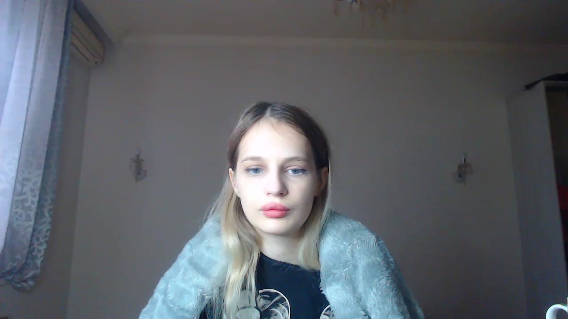 Gallery image thumbnail from Lola_vi's myfreecams stream on, 01/07/2023, 12:10 image 6 of 20