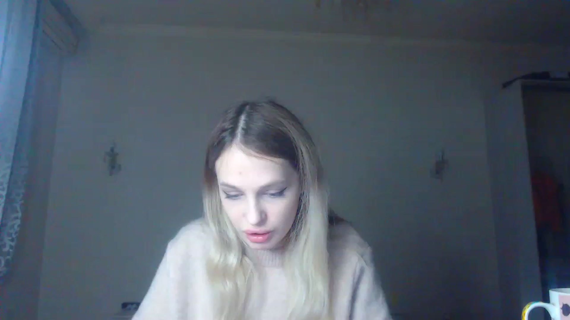 Gallery image thumbnail from Lola_vi's myfreecams stream on, 01/09/2023, 14:02 image 14 of 20