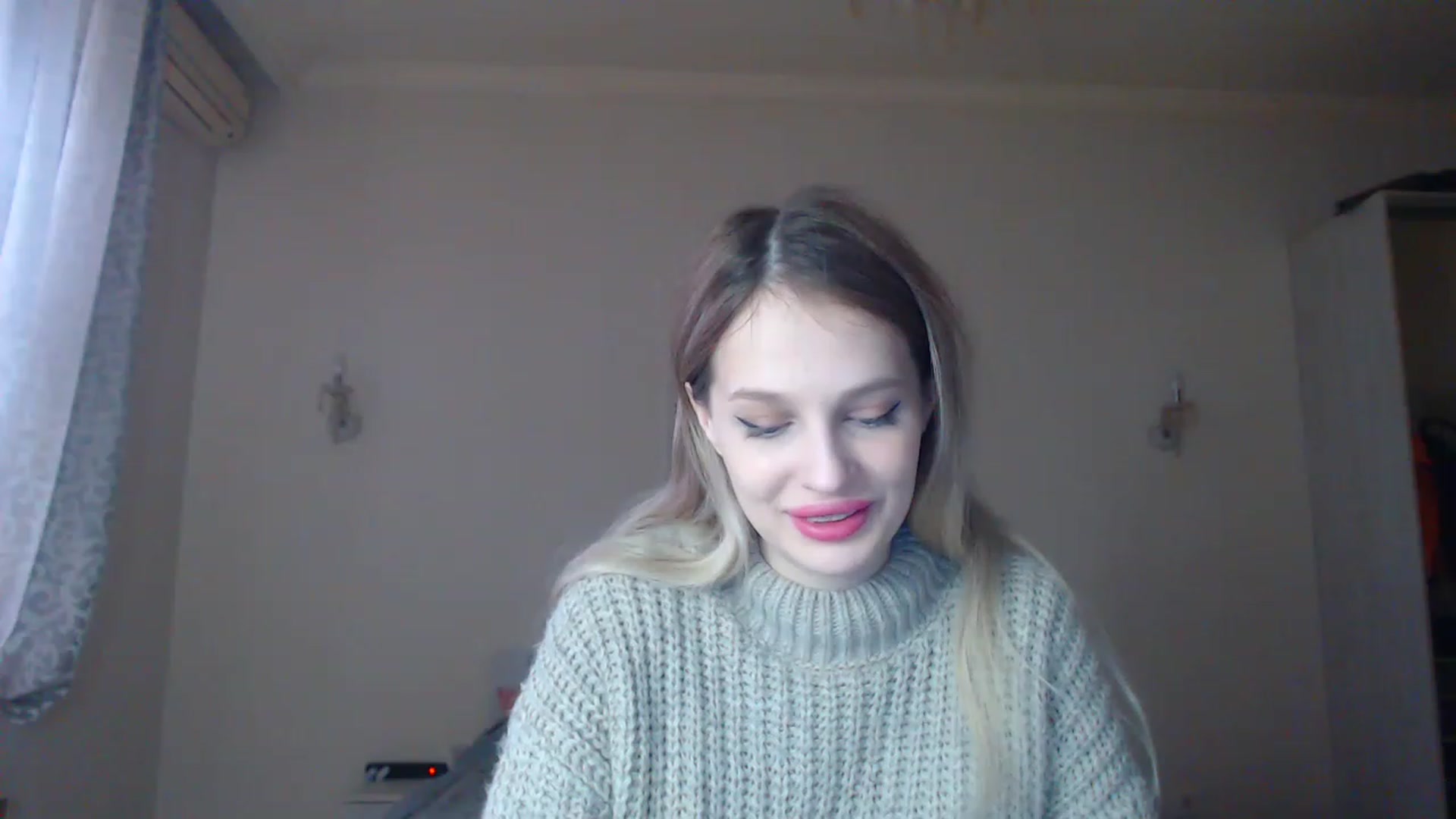 Gallery image thumbnail from Lola_vi's myfreecams stream on, 01/16/2023, 12:33 image 9 of 20