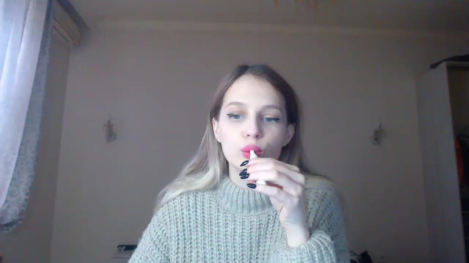 Gallery image thumbnail from Lola_vi's myfreecams stream on, 01/16/2023, 12:33 image 12 of 20