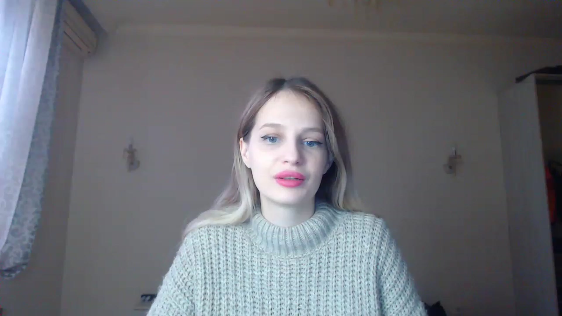 Gallery image thumbnail from Lola_vi's myfreecams stream on, 01/16/2023, 12:33 image 10 of 20