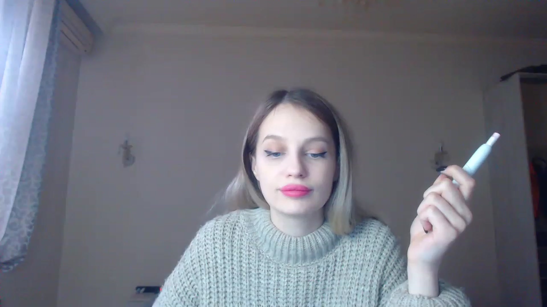 Gallery image thumbnail from Lola_vi's myfreecams stream on, 01/16/2023, 12:33 image 2 of 20
