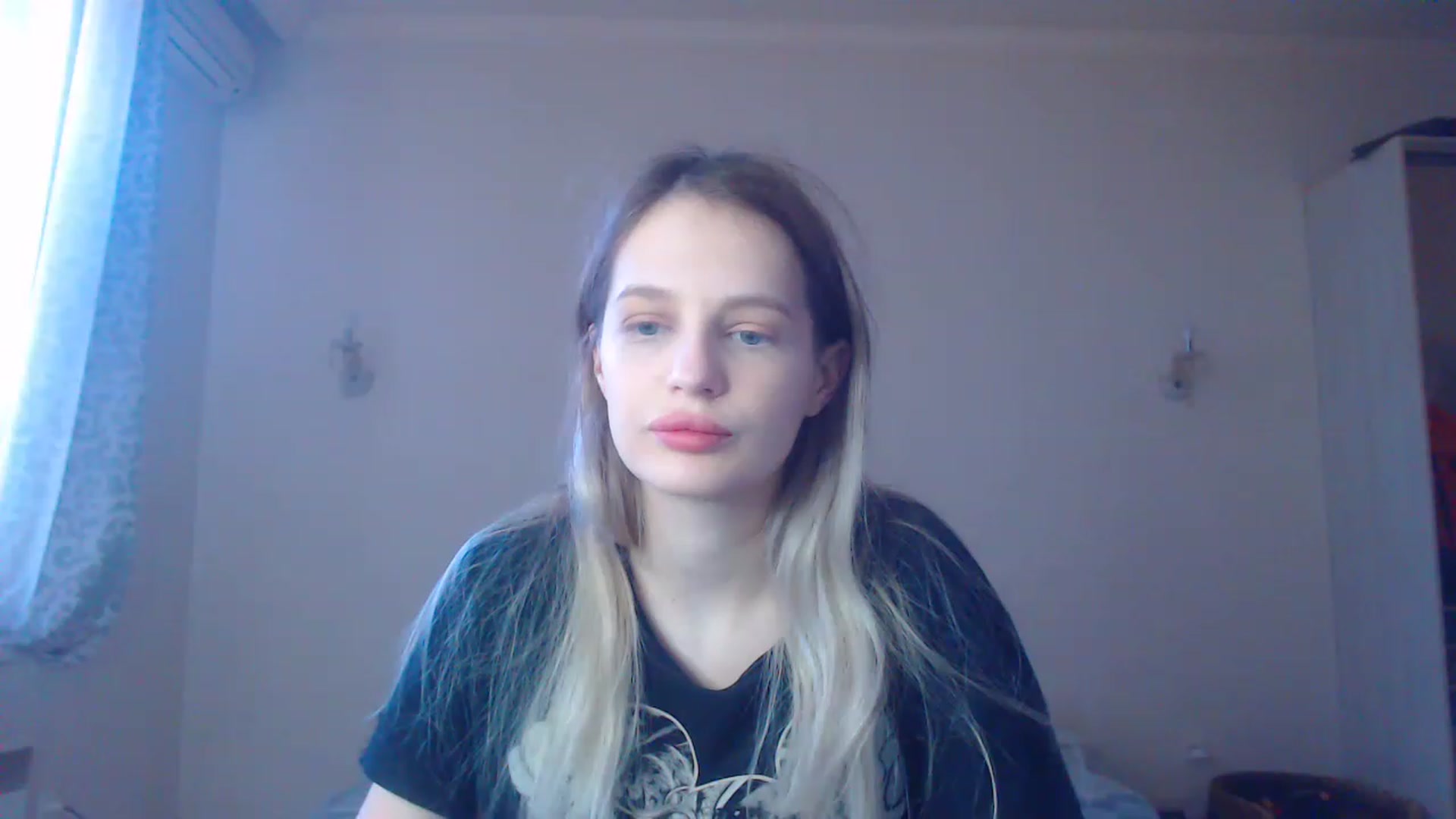 Gallery image thumbnail from Lola_vi's myfreecams stream on, 01/21/2023, 12:30 image 2 of 20