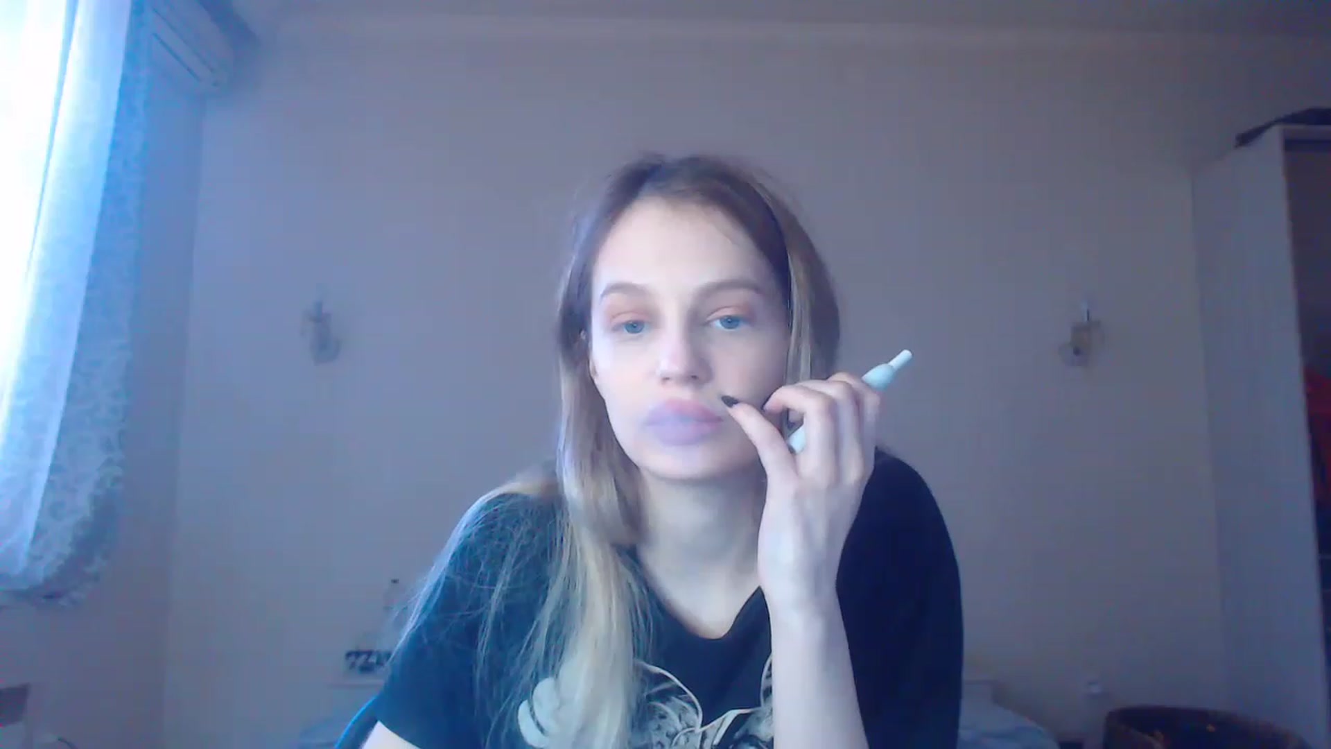 Gallery image thumbnail from Lola_vi's myfreecams stream on, 01/21/2023, 12:30 image 10 of 20