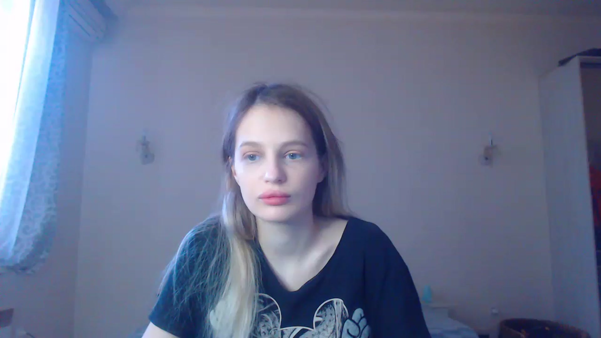Gallery image thumbnail from Lola_vi's myfreecams stream on, 01/21/2023, 12:30 image 5 of 20