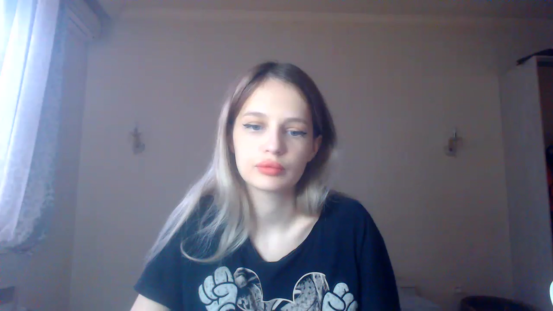 Gallery image thumbnail from Lola_vi's myfreecams stream on, 01/22/2023, 11:39 image 15 of 20