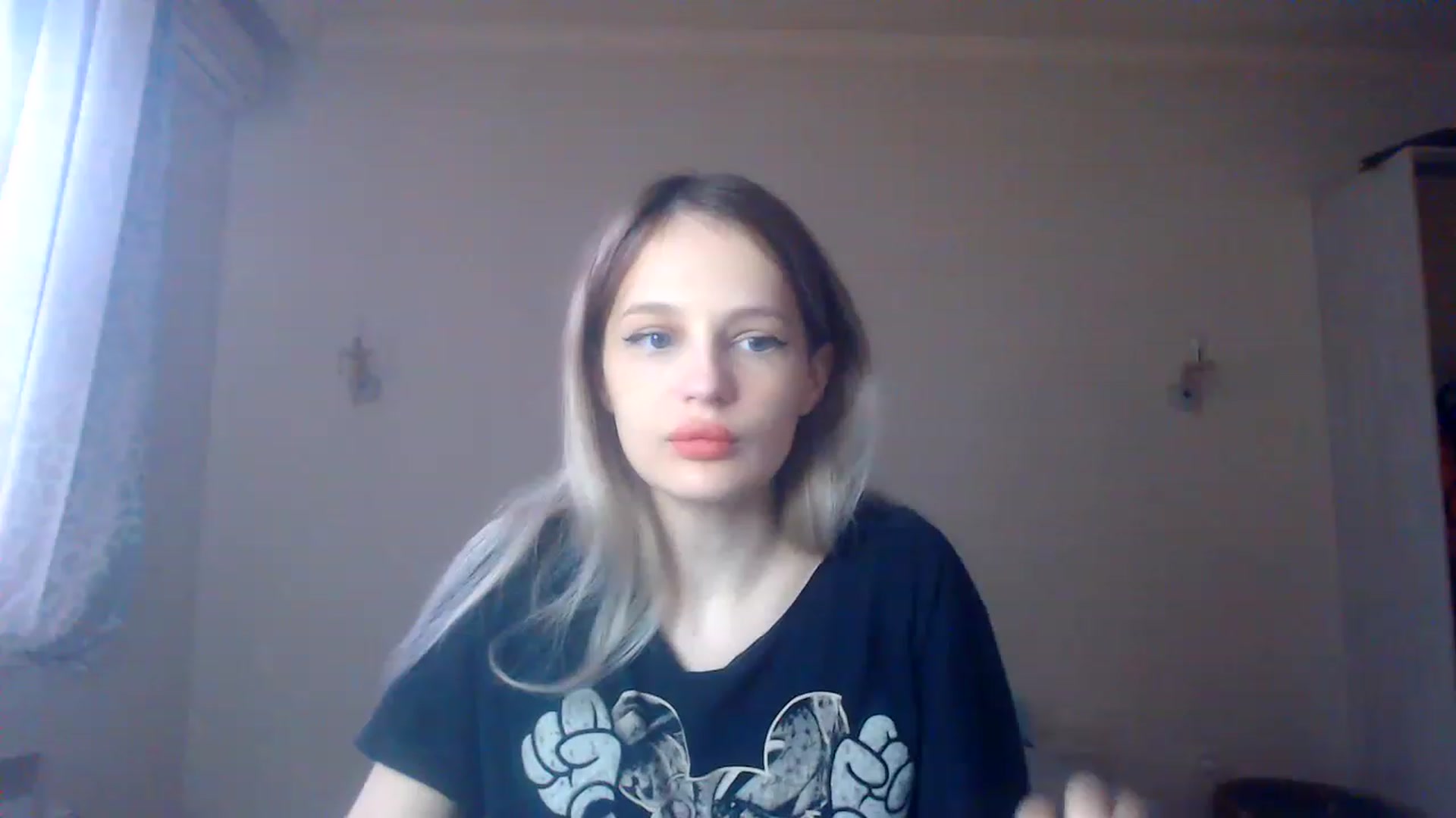 Gallery image thumbnail from Lola_vi's myfreecams stream on, 01/22/2023, 11:39 image 16 of 20
