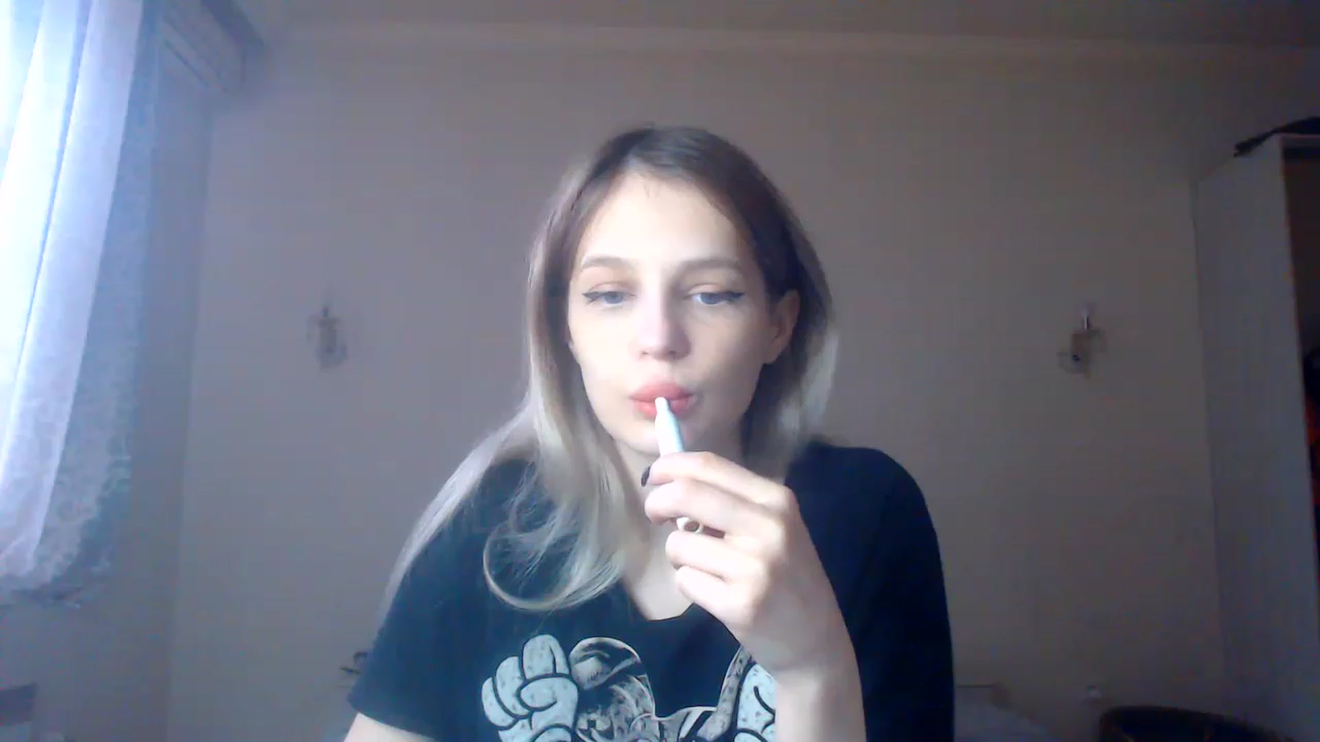 Gallery image thumbnail from Lola_vi's myfreecams stream on, 01/22/2023, 11:39 image 3 of 20