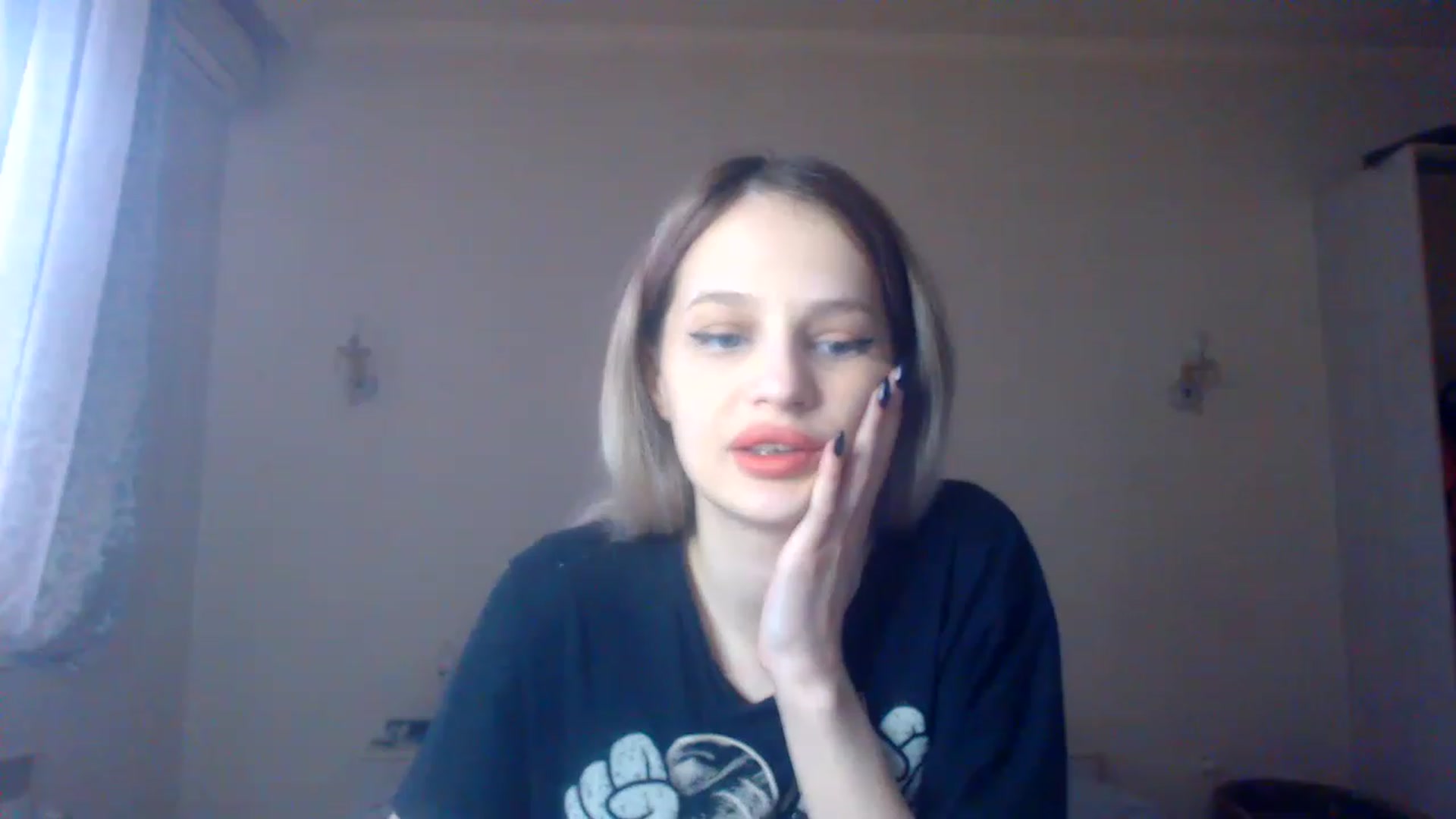 Gallery image thumbnail from Lola_vi's myfreecams stream on, 01/22/2023, 12:03 image 2 of 20